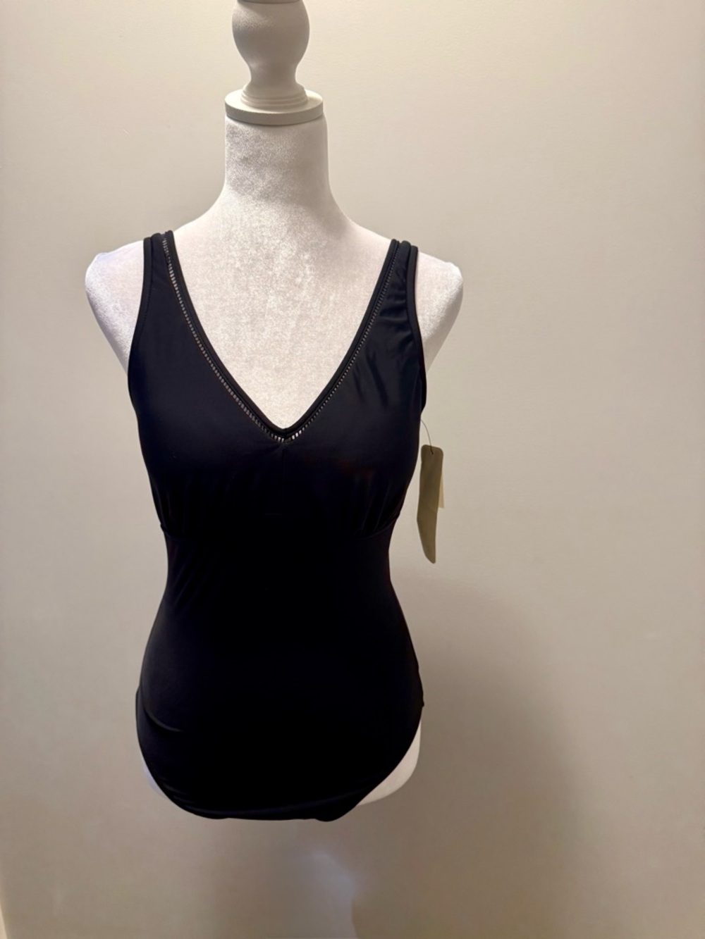 Talbots X Miraclesuit Black V-Neck One-Piece Swimsuit size 10